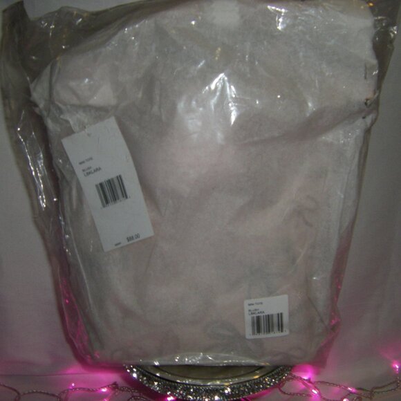 Betsey Johnson LB Lara Coquette Bows Small Blush Tote Bag PomPom Heart Charm NWT - Picture 7 of 11